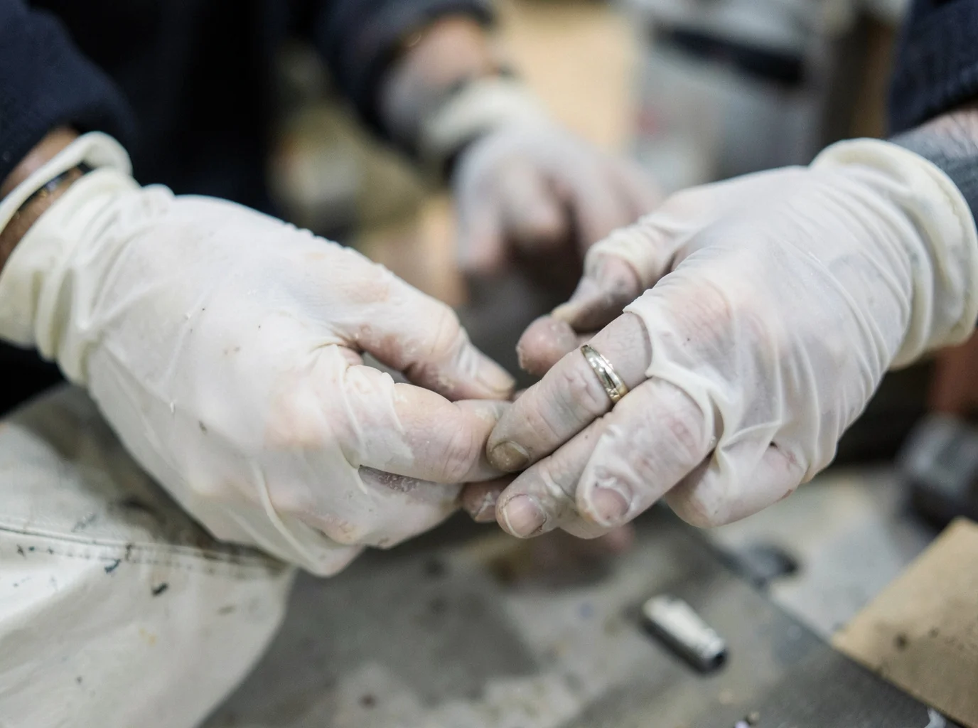 Can You Wear Rings or Long Nails With Gloves?