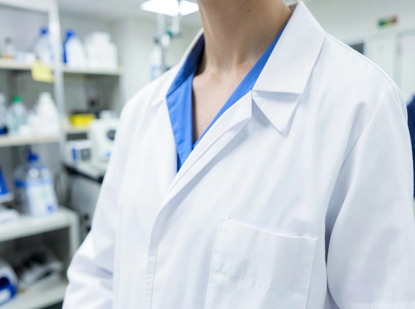 Disposable Lab Coat Manufacturers